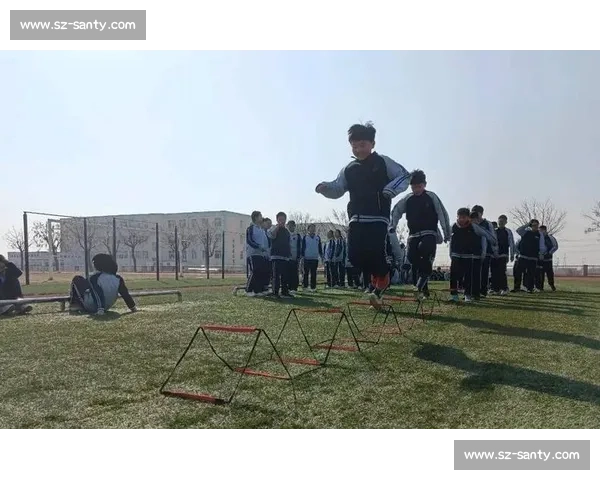 体育运动安全防护与科学训练方法提升青少年健康发展的实践路径研究